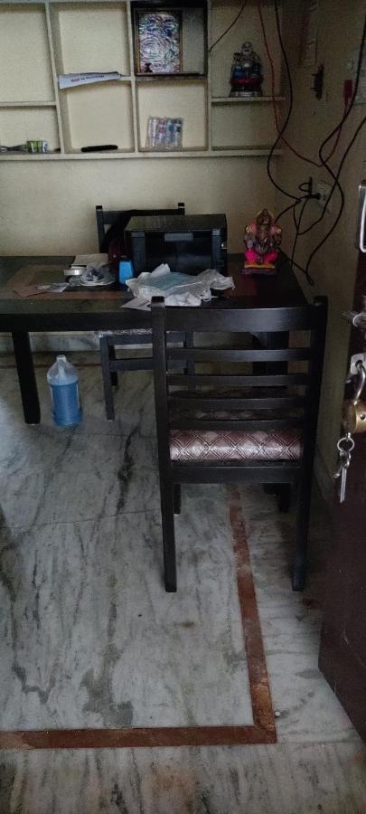Oyo 81589 Aruna Dwraka Homes Hyderabad Eksteriør bilde